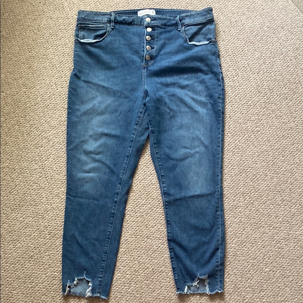 Abercrombie & Fitch Blue Cropped Jeans